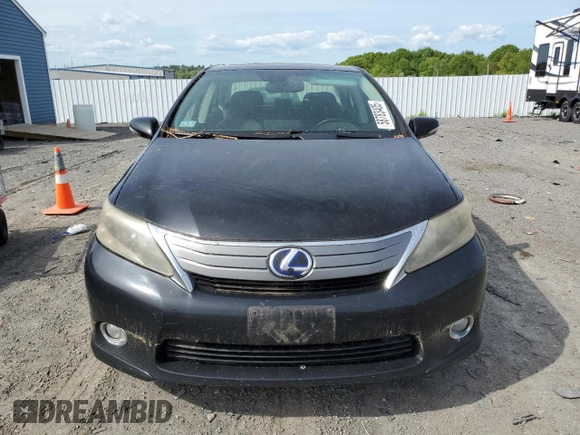 2010 Lexus HS 250h z VIN JTHBB1BA6A2011975, wystawiony jako Copart lot #58783405 z przebiegiem 203 191 mil mil oraz Tytuł czysty. Historia ofert i sprzedaży dostępna na DreamBid. Obrazek 5.