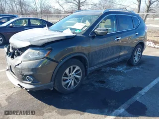 2014 Nissan Rogue SV with VIN 5N1AT2MV7EC817142, listed as a IAAI auction lot 41300808 with 120,366 mi miles. Bid and sale history available at carsss.com. Image 17.