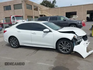 2018 Acura TLX w/Technology Pkg with VIN 19UUB3F59JA000947, listed as a IAAI auction lot 41981918 with 61,187 mi miles. Bid and sale history available at carsss.com. Image 13.