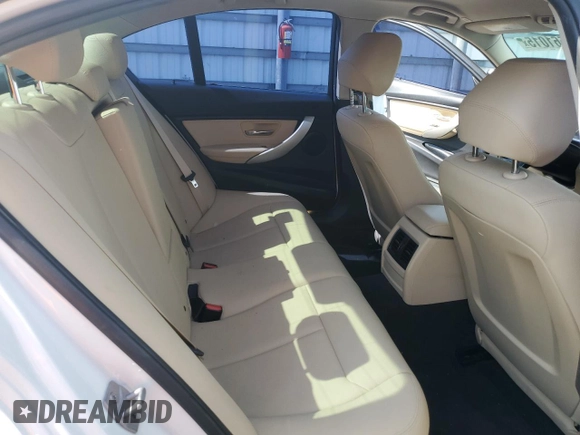 2018 BMW 3 Series 320i xDrive with VIN WBA8A3C55JA357532, listed as a Copart auction lot 57561015 with 46,876 mi miles and Salvage title. Bid and sale history available at DreamBid. Image 10.