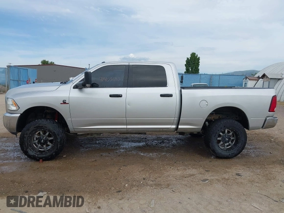 2017 Ram 2500 Tradesman with VIN 3C6UR5CLXHG767606, listed as a IAAI auction lot 41403683 with 175,441 mi miles and . Bid and sale history available at DreamBid. Image 14.