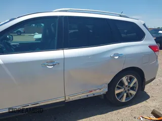 2014 Nissan Pathfinder SV z VIN 5N1AR2MM2EC600717, wystawiony jako IAAI lot #42335010 z przebiegiem 116 887 mil mil oraz . Historia ofert i sprzedaży dostępna na DreamBid. Obrazek 6.
