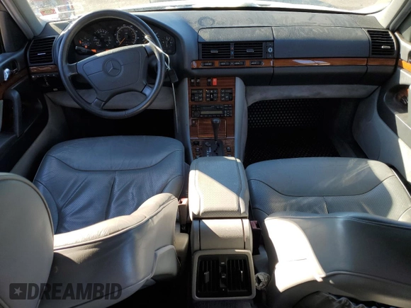 1994 Mercedes-Benz S 320 with VIN WDBGA32E1RA165230, listed as a Copart auction lot 42641875 with 74,960 mi miles and Clean Title. Bid and sale history available at DreamBid. Image 8.