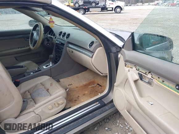 2003 Audi A4 1.8T with VIN WAUAC48H13K028750, listed as a IAAI auction lot 41539326 with 215,152 mi miles. Bid and sale history available at carsss.com. Image 5.