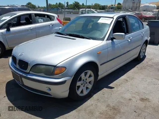 2003 BMW 3 Series 325i with VIN WBAAZ33443PH33206, listed as a IAAI auction lot 42792697 with 125,837 mi miles and . Bid and sale history available at DreamBid. Image 2.