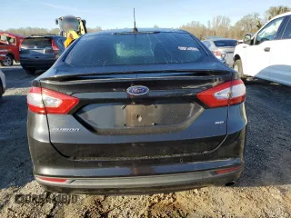 2015 Ford Fusion SE z VIN 3FA6P0H70FR123108, wystawiony jako Copart lot #50421725 z przebiegiem 165 521 mil mil oraz Szkoda całkowita • Salvage title. Historia ofert i sprzedaży dostępna na DreamBid. Obrazek 6.