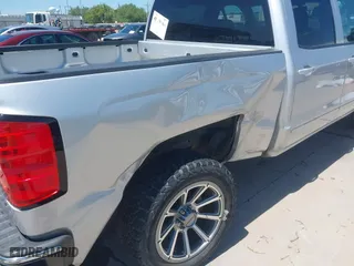 2015 Chevrolet Silverado 1500 LT with VIN 3GCPCRECXFG444827, listed as a IAAI auction lot 41928564 with 146,167 mi miles. Bid and sale history available at carsss.com. Image 17.