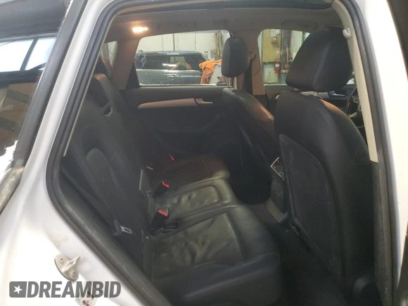 2012 Audi Q5 Premium z VIN WA1LKCFP5CA036532, wystawiony jako Copart lot #85296174 z przebiegiem 245 253 mil mil oraz Szkoda całkowita • Salvage title. Historia ofert i sprzedaży dostępna na DreamBid. Obrazek 11.