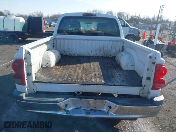 2005 Dodge Dakota SLT with VIN 1D7HW48N85S226460, listed as a IAAI auction lot 41568128 with 213,159 mi miles and . Bid and sale history available at carsss.com. Image 8.
