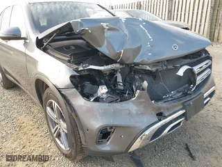 2021 Mercedes-Benz GLC with VIN W1N0G8EB8MF871762, listed as a IAAI auction lot 41835783 with 55,975 mi miles. Bid and sale history available at carsss.com. Image 6.
