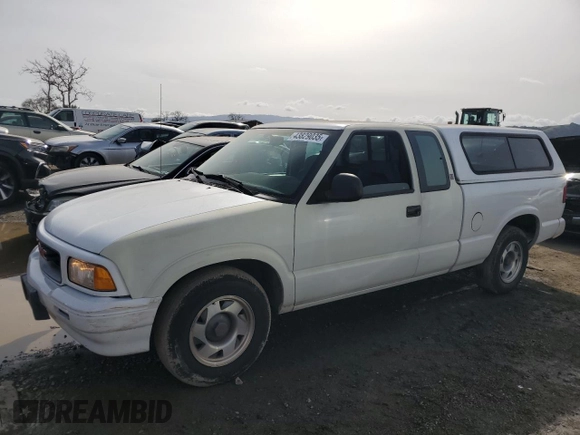 1997 GMC Sonoma SLS with VIN 1GTCS19X7V8517253, listed as a Copart auction lot 43829035 with 102,976 mi miles and Salvage Title. Bid and sale history available at DreamBid. Image 1.