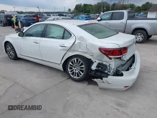 2015 Lexus LS with VIN JTHBL5EF3F5136885, listed as a IAAI auction lot 41611555 with 20,190 mi miles. Bid and sale history available at carsss.com. Image 3.