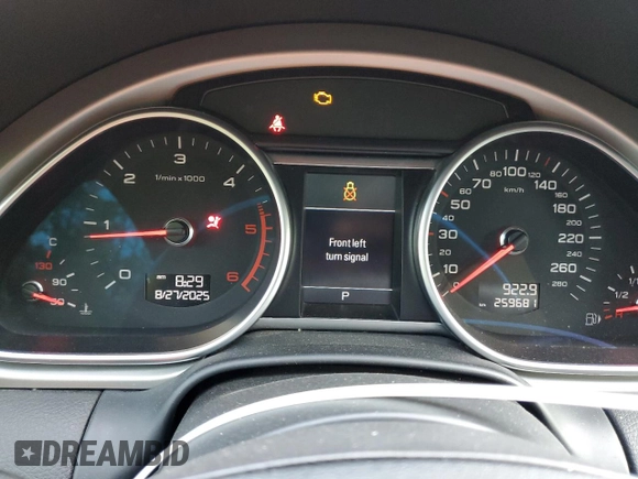 2015 Audi Q7 3.0L TDI Vorsprung Edition with VIN WA1WMCFE2FD011175, listed as a Copart auction lot 68543674 with 259,681 mi miles and Salvage Title. Bid and sale history available at carsss.com. Image 9.