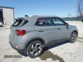 2021 Hyundai Venue SEL with VIN KMHRC8A31MU073118, listed as a Copart auction lot 50550445 with 68,758 mi miles and Salvage Title. Bid and sale history available at carsss.com. Image 3.