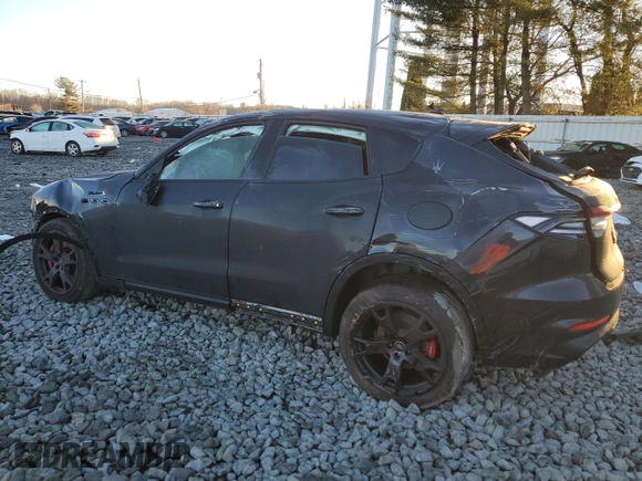 2022 Maserati Levante Modena S with VIN ZN661ZUM5NX396321, listed as a Copart auction lot 87076404 with 38,546 mi miles and Salvage Title. Bid and sale history available at carsss.com. Image 2.