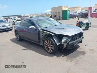 2016 Hyundai Genesis Coupe R-Spec с VIN KMHHU6KJ4GU132290, выставлен на аукционе IAAI как лот 41765815 с пробегом 133 695 миль миль и . История ставок и продаж доступна на DreamBid. Изображение 1.
