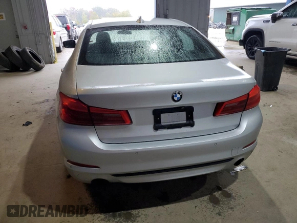 2019 BMW 5 Series 530e xDrive with VIN WBAJB1C56KB376895, listed as a Copart auction lot 74907304 with 58,783 mi miles and Salvage title. Bid and sale history available at DreamBid. Image 6.