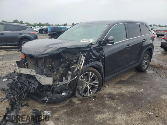 2019 Toyota Highlander LE z VIN 5TDBZRFH4KS701267, wystawiony jako Copart lot #58402555 z przebiegiem 107 147 mil mil oraz Szkoda całkowita • Salvage title. Historia ofert i sprzedaży dostępna na DreamBid. Obrazek 1.