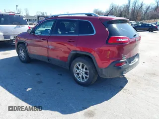 2015 Jeep Cherokee Latitude with VIN 1C4PJMCB6FW714656, listed as a IAAI auction lot 41887261 with 131,600 mi miles and . Bid and sale history available at carsss.com. Image 3.