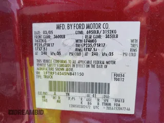 2005 Ford F-150 XL z VIN 1FTRF14545NB41150, wystawiony jako IAAI lot #42472198 z przebiegiem 198 358 mil mil oraz . Historia ofert i sprzedaży dostępna na DreamBid. Obrazek 9.