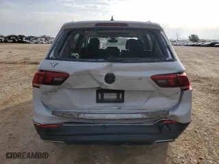 2018 Volkswagen Tiguan SEL Premium with VIN 3VV5B7AX6JM156841, listed as a Copart auction lot 88138225 with 93,460 mi miles and Salvage Title. Bid and sale history available at carsss.com. Image 6.