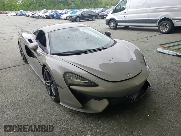 2017 McLaren 570S z VIN SBM13DAA7HW003763, wystawiony jako Copart lot #57582895 z przebiegiem 43 165 mil mil oraz Szkody całkowita. Historia ofert i sprzedaży dostępna na DreamBid. Obrazek 13.