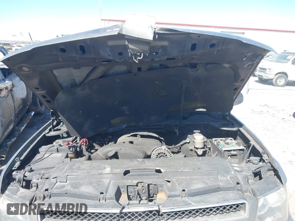 2008 Chevrolet Tahoe 3LT with VIN 1GNFK13088R241938, listed as a IAAI auction lot 41636648 with Not provided miles and . Bid and sale history available at DreamBid. Image 10.