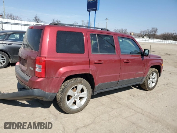 2015 Jeep Patriot Latitude with VIN 1C4NJPFB8FD264556, listed as a Copart auction lot 48775935 with 147,432 mi miles and Salvage Title. Bid and sale history available at DreamBid. Image 3.