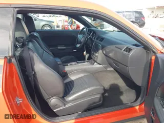 2013 Dodge Challenger R/T with VIN 2C3CDYBT6DH733845, listed as a IAAI auction lot 41090619 with 138,886 mi miles. Bid and sale history available at carsss.com. Image 5.