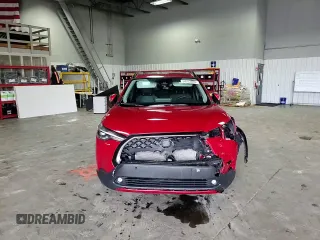 2023 Toyota Corolla Cross XLE z VIN 7MUDAABG8PV066758, wystawiony jako Copart lot #54762895 z przebiegiem 26 152 mil mil oraz Szkoda całkowita • Salvage title. Historia ofert i sprzedaży dostępna na DreamBid. Obrazek 15.