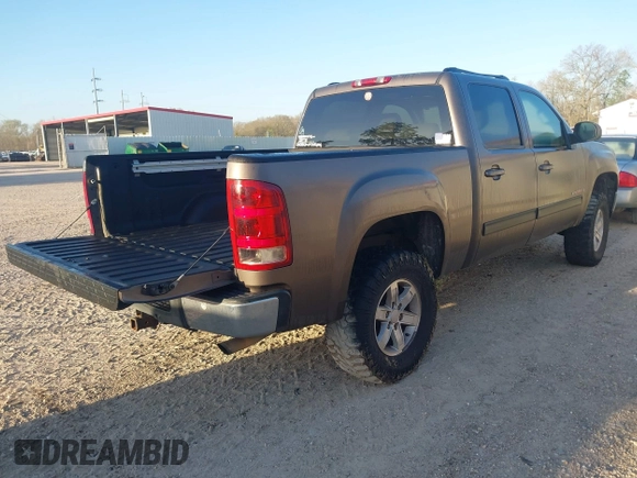 2007 GMC Sierra 1500 with VIN 2GTEK13Y071681590, listed as a IAAI auction lot 41774691 with 240,673 mi miles and . Bid and sale history available at DreamBid. Image 4.