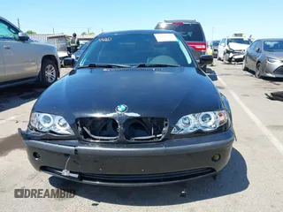 2002 BMW 3 Series 325i z VIN WBAEV33452KL77466, wystawiony jako IAAI lot #42224224 z przebiegiem 115 077 mil mil oraz . Historia ofert i sprzedaży dostępna na DreamBid. Obrazek 13.