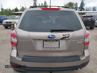 2015 Subaru Forester 2.5i Premium with VIN JF2SJAFC0FH559041, listed as a IAAI auction lot 42140633 with 126,513 mi miles. Bid and sale history available at carsss.com. Image 16.