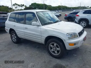 1999 Toyota RAV4 with VIN JT3GP10V5X7043735, listed as a IAAI auction lot 41939137 with 206,044 mi miles and . Bid and sale history available at DreamBid. Image 1.