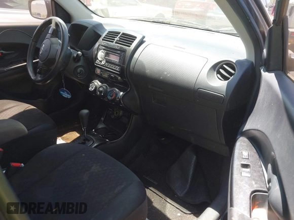 2010 Scion xD z VIN JTKKU4B45AJ056833, wystawiony jako IAAI lot #42450316 z przebiegiem 273 828 mil mil oraz . Historia ofert i sprzedaży dostępna na DreamBid. Obrazek 5.