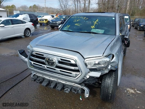 2019 Toyota Tacoma 4WD SR with VIN 3TMGZ5AN7KM287140, listed as a IAAI auction lot 41541937 with 41,843 mi miles. Bid and sale history available at carsss.com. Image 6.