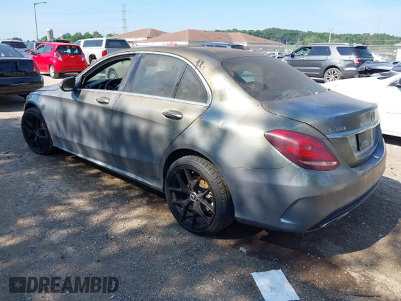 2015 Mercedes-Benz C 300 Luxury with VIN 55SWF4KB0FU049853, listed as a IAAI auction lot 42728304 with 70,533 mi miles and . Bid and sale history available at DreamBid. Image 3.