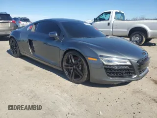 2014 Audi R8 z VIN WUAAUAFG0EN000936, wystawiony jako Copart lot #46513185 z przebiegiem Nie podano mil oraz Szkoda całkowita • Salvage title. Historia ofert i sprzedaży dostępna na DreamBid. Obrazek 4.
