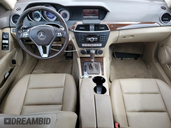 2013 Mercedes-Benz C 300 Sport with VIN WDDGF8AB6DG125342, listed as a Copart auction lot 66119635 with 239,314 mi miles and Clean title. Bid and sale history available at DreamBid. Image 8.