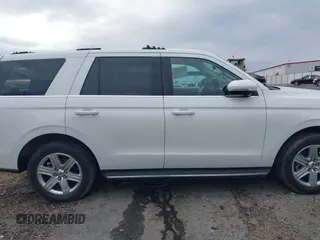 2020 Ford Expedition XLT with VIN 1FMJU1HT5LEA42762, listed as a IAAI auction lot 41278105 with 110,338 mi miles. Bid and sale history available at carsss.com. Image 13.