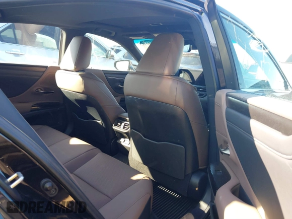 2024 Lexus ES with VIN 58ADZ1B11RU176584, listed as a IAAI auction lot 41750072 with 7,134 mi miles. Bid and sale history available at carsss.com. Image 8.