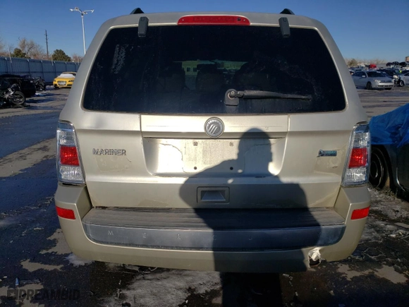 2011 Mercury Mariner with VIN 4M2CN9BG2BKJ03712, listed as a Copart auction lot 42249395 with 97,735 mi miles and Clean Title. Bid and sale history available at carsss.com. Image 6.