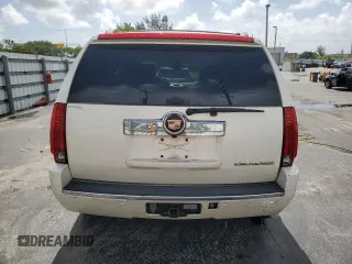 2008 Cadillac Escalade z VIN 1GYEC63868R184475, wystawiony jako Copart lot #60512555 z przebiegiem 202 720 mil mil oraz Szkoda całkowita • Salvage title. Historia ofert i sprzedaży dostępna na DreamBid. Obrazek 6.