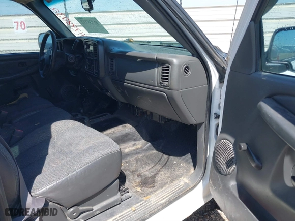 2007 Chevrolet Silverado 1500 Classic Work Truck with VIN 1GCEK19V47Z167973, listed as a IAAI auction lot 41738232 with 1 mi miles. Bid and sale history available at carsss.com. Image 5.