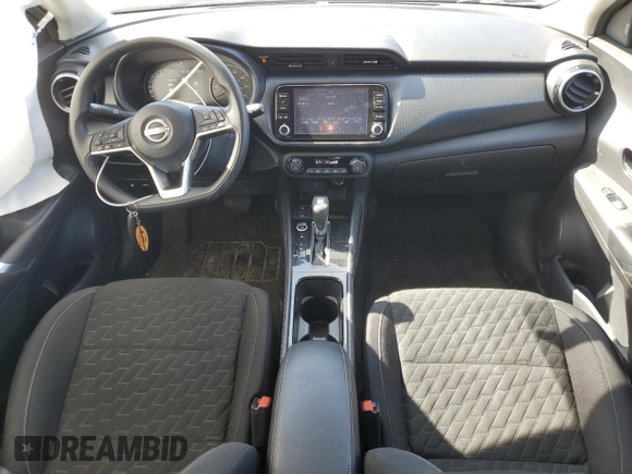 2022 Nissan Kicks SV with VIN 3N1CP5CV2NL485672, listed as a Copart auction lot 53730555 with 30,347 mi miles and Salvage Title. Bid and sale history available at DreamBid. Image 8.