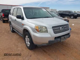 2006 Honda Pilot LX with VIN 2HKYF18106H551447, listed as a IAAI auction lot 41880391 with 1 mi miles. Bid and sale history available at carsss.com. Image 1.