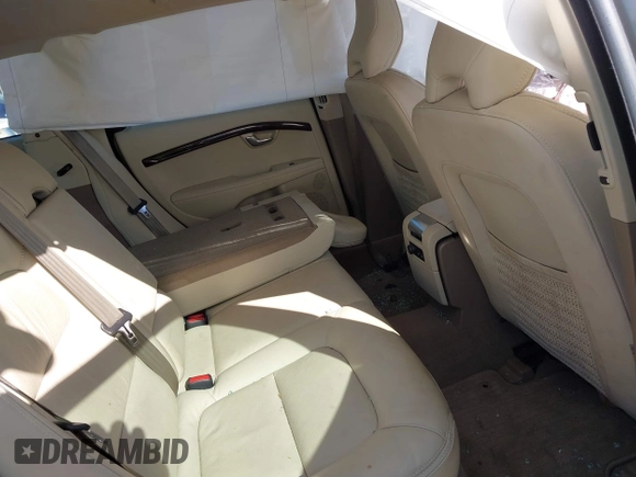 2013 Volvo XC70 3.2L with VIN YV4952BL7D1161583, listed as a IAAI auction lot 41893891 with 52,714 mi miles and . Bid and sale history available at DreamBid. Image 8.