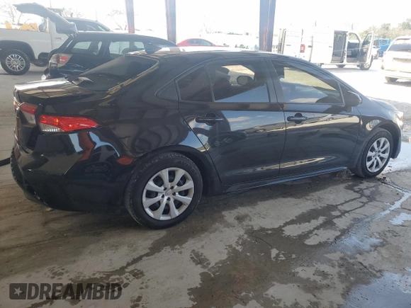 2022 Toyota Corolla LE with VIN JTDEPMAEXNJ197960, listed as a Copart auction lot 52386075 with 32,221 mi miles and Salvage Title. Bid and sale history available at DreamBid. Image 3.