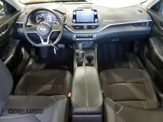 2025 Nissan Altima SV z VIN 1N4BL4DV7SN310476, wystawiony jako Copart lot #60287285 z przebiegiem 19 227 mil mil oraz Czysty tytuł • Clean title. Historia ofert i sprzedaży dostępna na DreamBid. Obrazek 8.