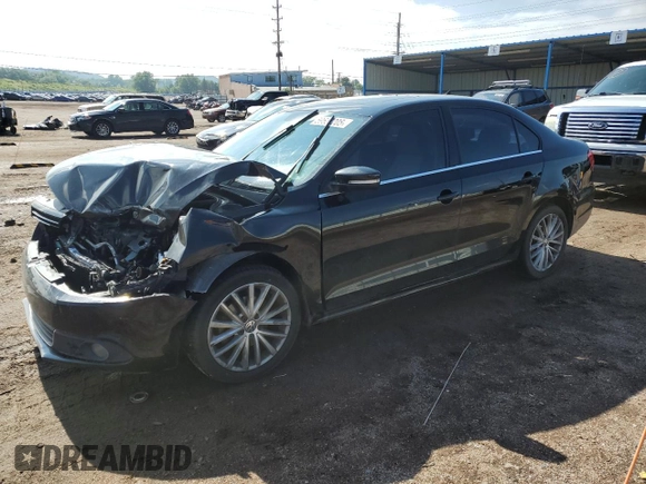 2013 Volkswagen Jetta SEL с VIN 3VWLP7AJ6DM379787, выставлен на аукционе Copart как лот 59637205 с пробегом 99 460 миль миль и Списание • Salvage title. История ставок и продаж доступна на DreamBid. Изображение 1.